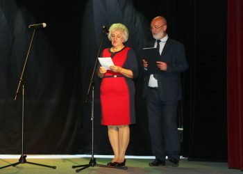 Uniwersytet rozpoczął szesnasty rok