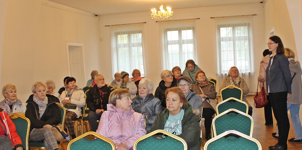 Uniwersytet na kolejnej wycieczce