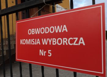Podliczyli jedną piątą głosów. Na razie zdecydowanie wygrywa PiS