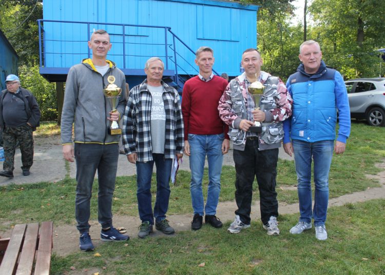 Tym razem łowili parami