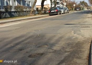 „To już KONIEC pływania kajakami po ulicy Róża”