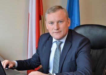 Policzyli połowę głosów w okręgu. Jakie szanse ma Pyrzyk?