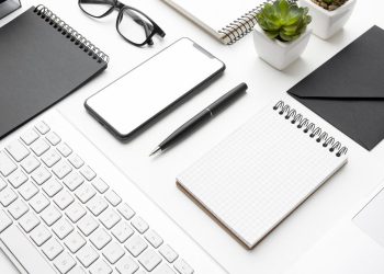 Zafunduj wyprawkę nowym pracownikom! Gadżety reklamowe, którymi ciepło powitasz ich na pokładzie swojej firmy 