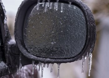 Synoptycy ostrzegają. Będzie szklanka na drodze