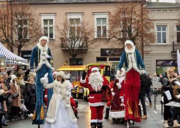 Będzie Mikołaj, alpaki i pierogi. Sprawdź ofertę Słupeckiego Jarmarku Świątecznego