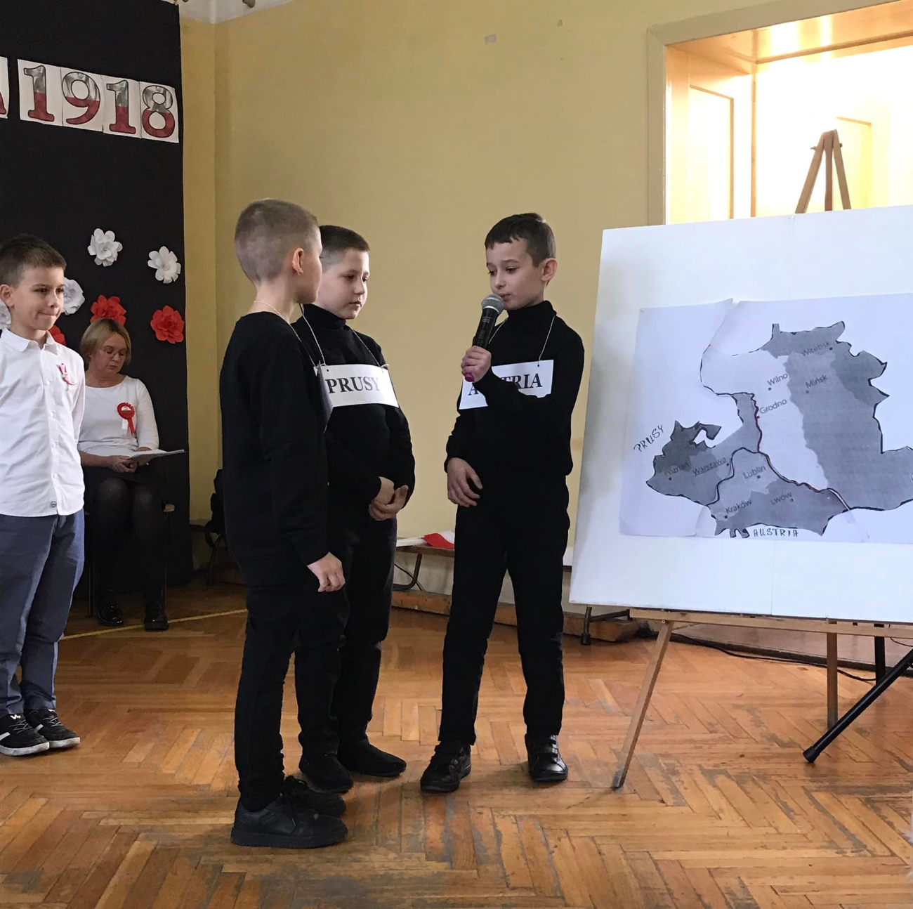 Patriotycznie w Cieninie Kościelnym