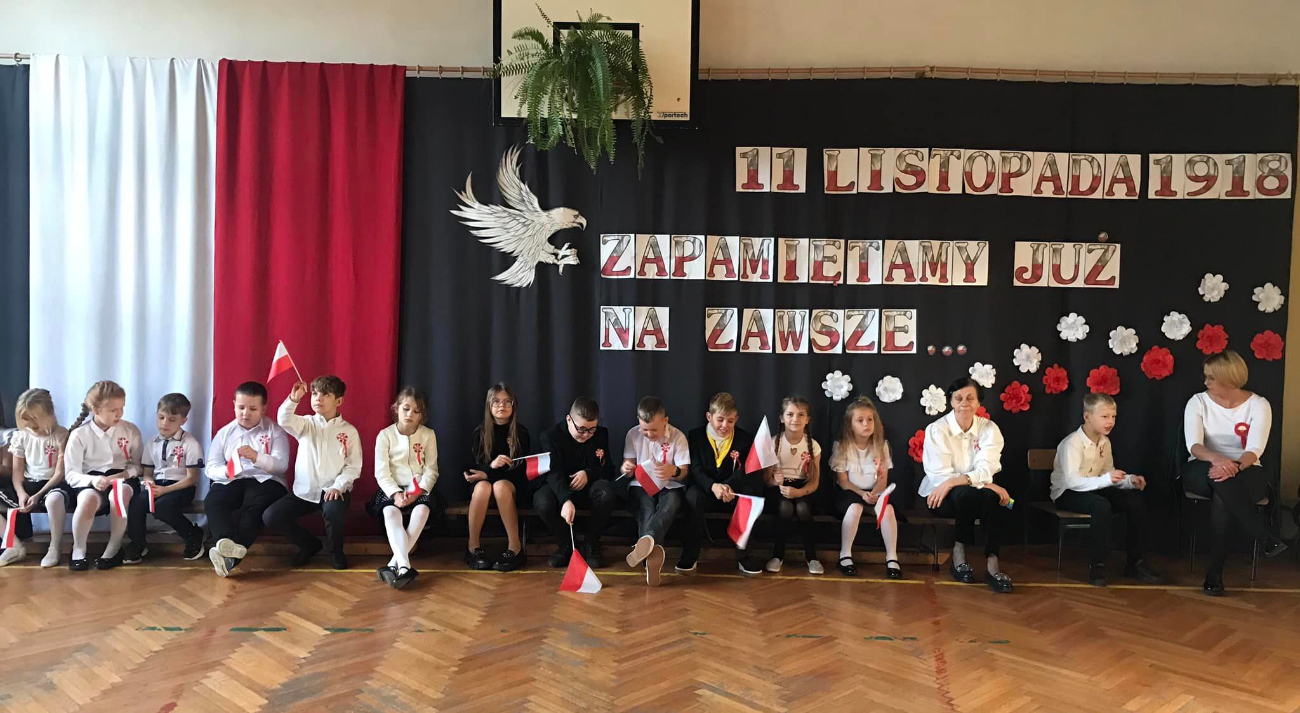 Patriotycznie w Cieninie Kościelnym