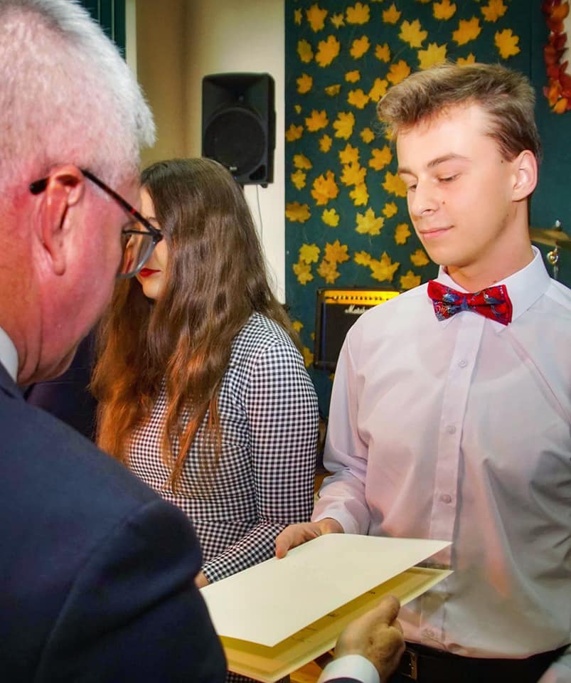 Odebrali stypendia przyznane przez premiera