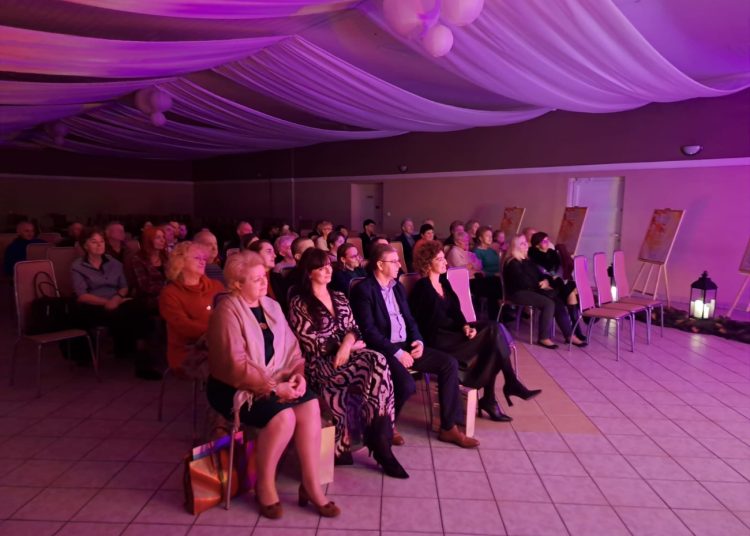 W Cieninie wybrzmiały wiersze Wisławy Szymborskiej