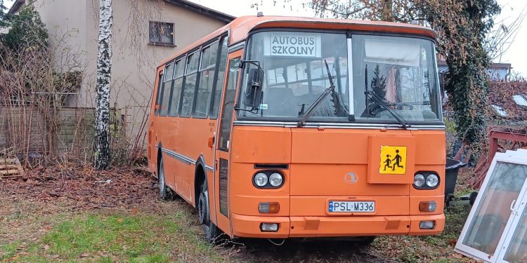 Gmina szuka chętnych na autobus