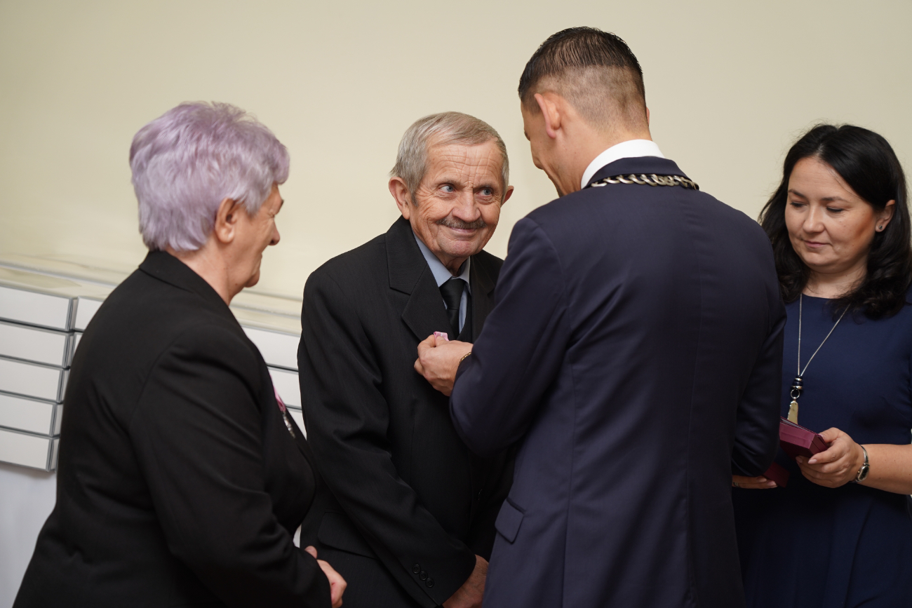 Złote, Szmaragdowe i Kamienne Gody w Ostrowitem ZDJĘCIA