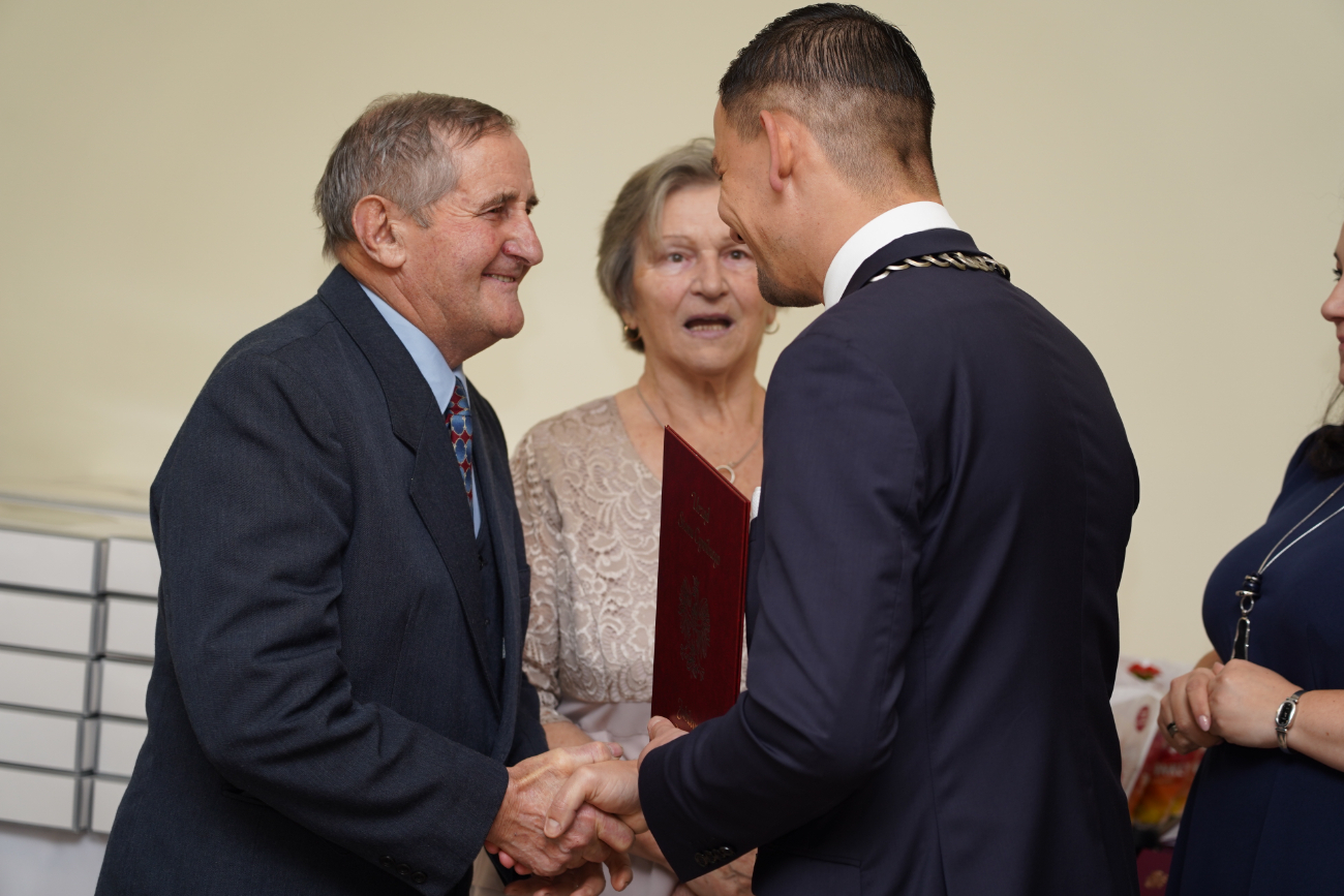 Złote, Szmaragdowe i Kamienne Gody w Ostrowitem ZDJĘCIA