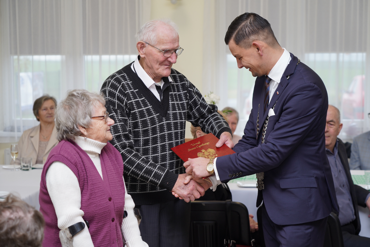 Złote, Szmaragdowe i Kamienne Gody w Ostrowitem ZDJĘCIA