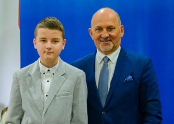 20 uczniów dostało stypendia