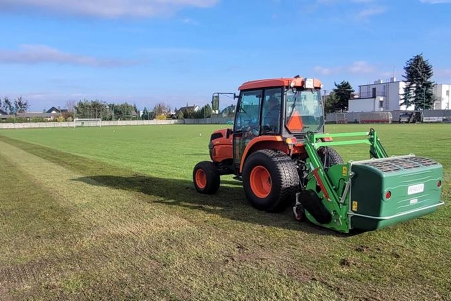 Gminne boisko z systemem nawadniania
