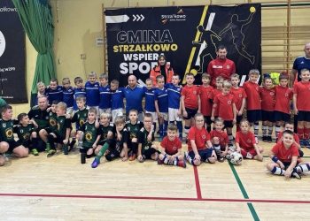 Pierwsza halówka dzieci i młodzieży