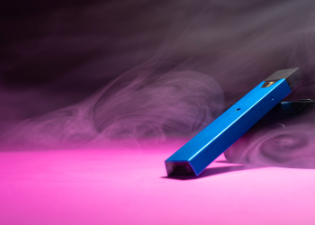 Pod w podróży: Jak bezproblemowo wapować w różnych lokacjach?