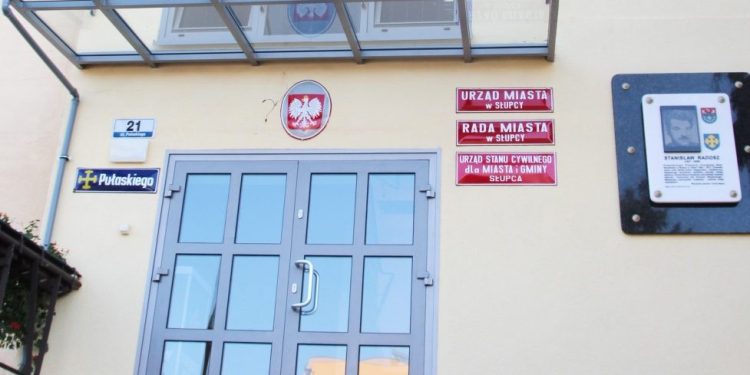 Kto chce zostać burmistrzem? Tylko starosta mówi wprost