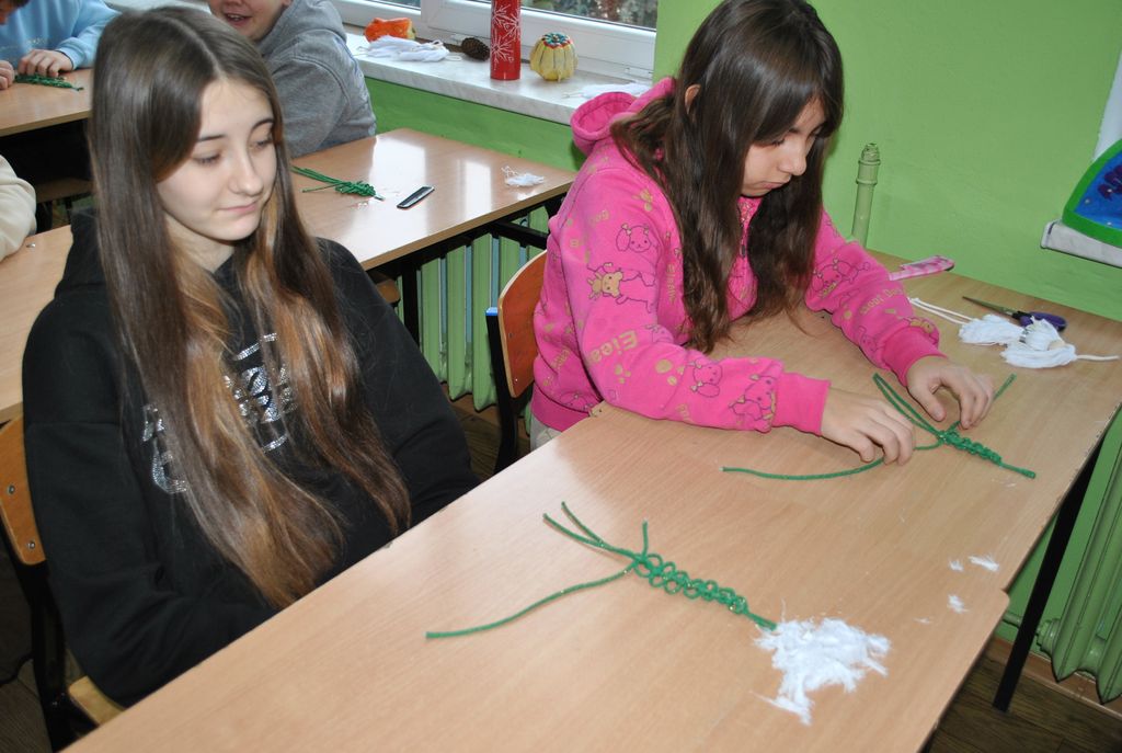 Warsztaty z makramy w Drążnej