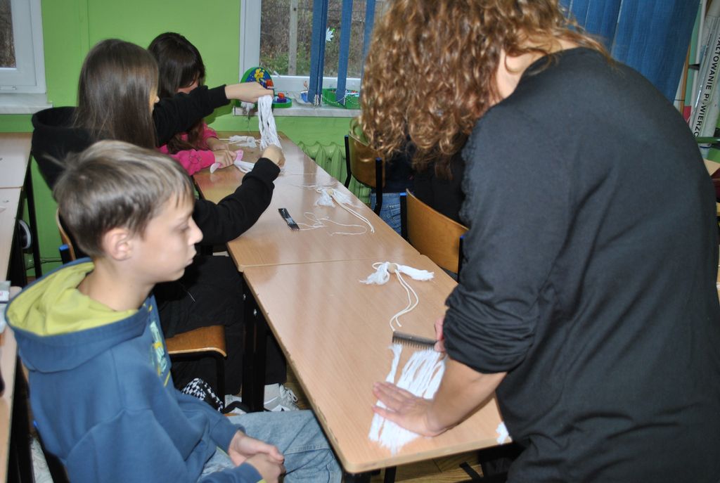 Warsztaty z makramy w Drążnej