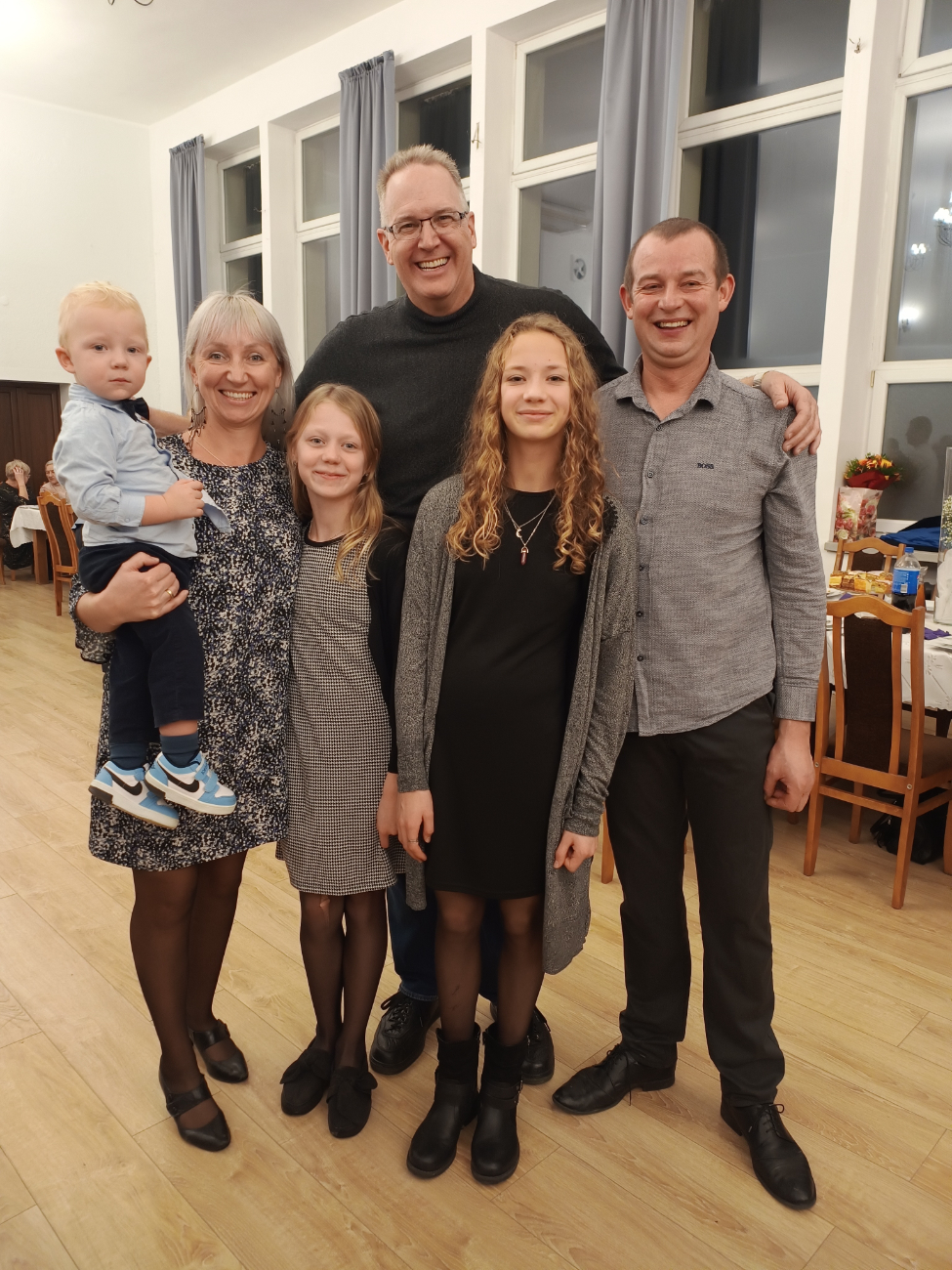 Przyleciał z USA, by poznać rodzinę