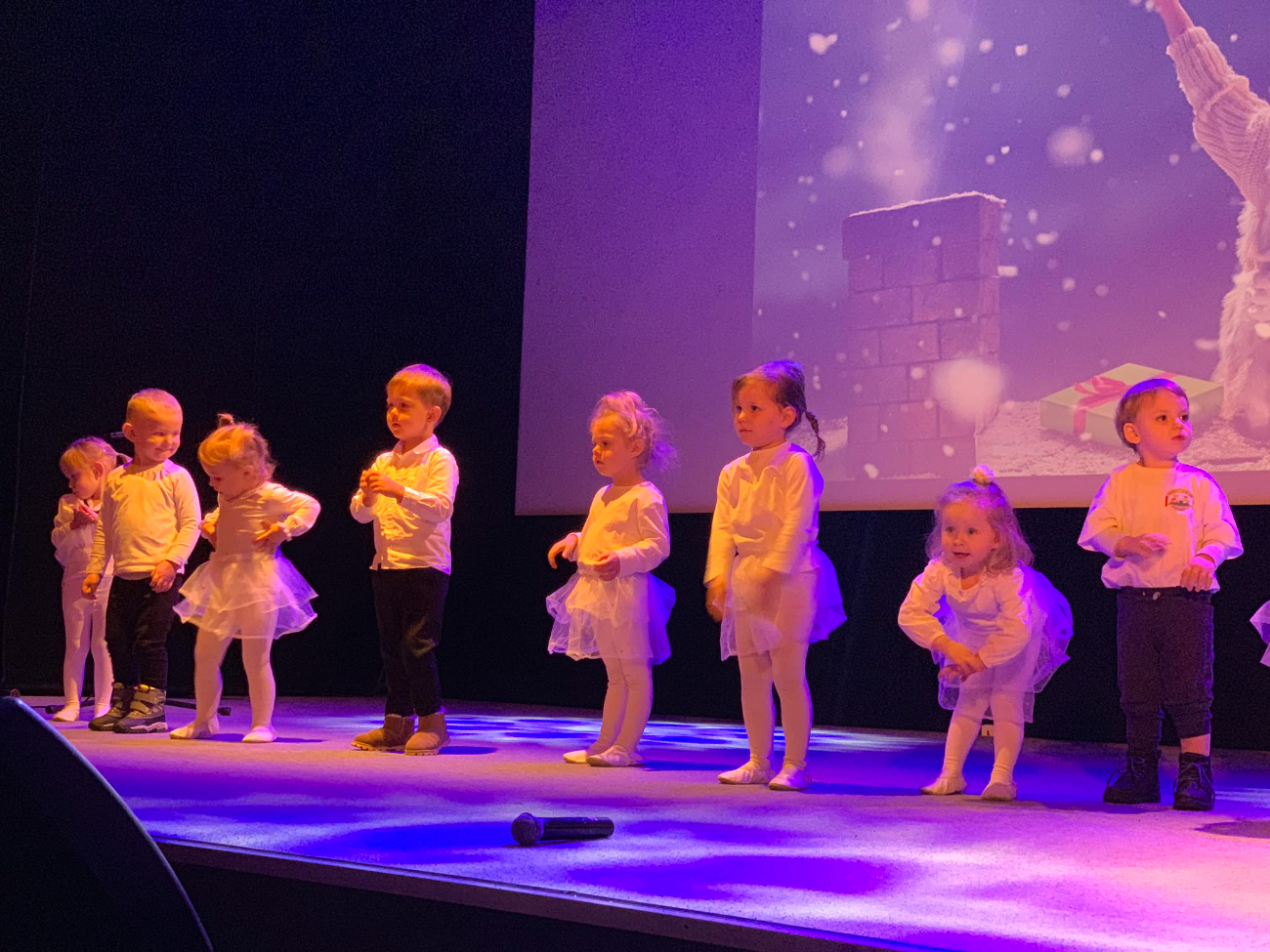 Koncert świąteczny Małych Odkrywców z Piotrowic