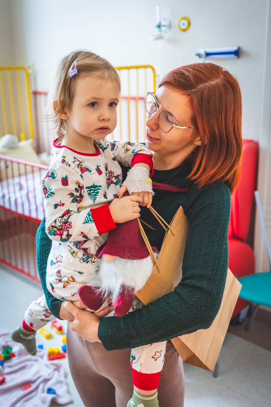 Mikołaj odwiedził słupecki szpital. Zobacz zdjęcia