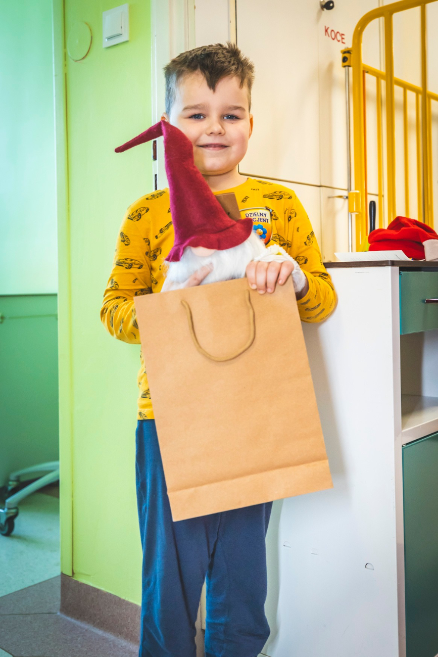 Mikołaj odwiedził słupecki szpital. Zobacz zdjęcia