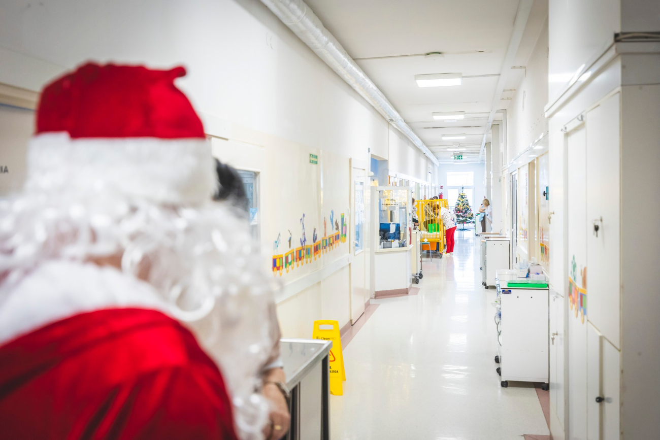 Mikołaj odwiedził słupecki szpital. Zobacz zdjęcia