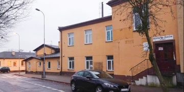 Wyburzą dawną bibliotekę