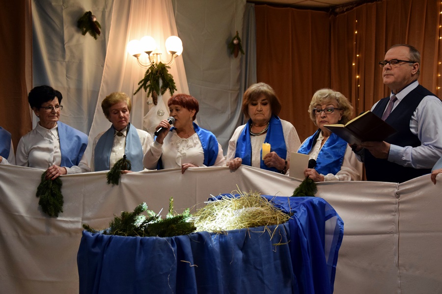 Ponad 200 osób na wigilii w Strzałkowie ZDJĘCIA