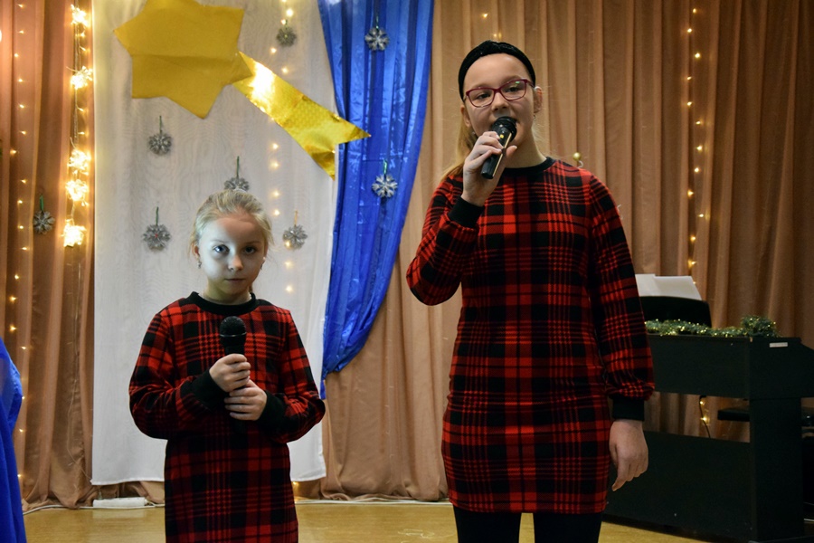 Ponad 200 osób na wigilii w Strzałkowie ZDJĘCIA