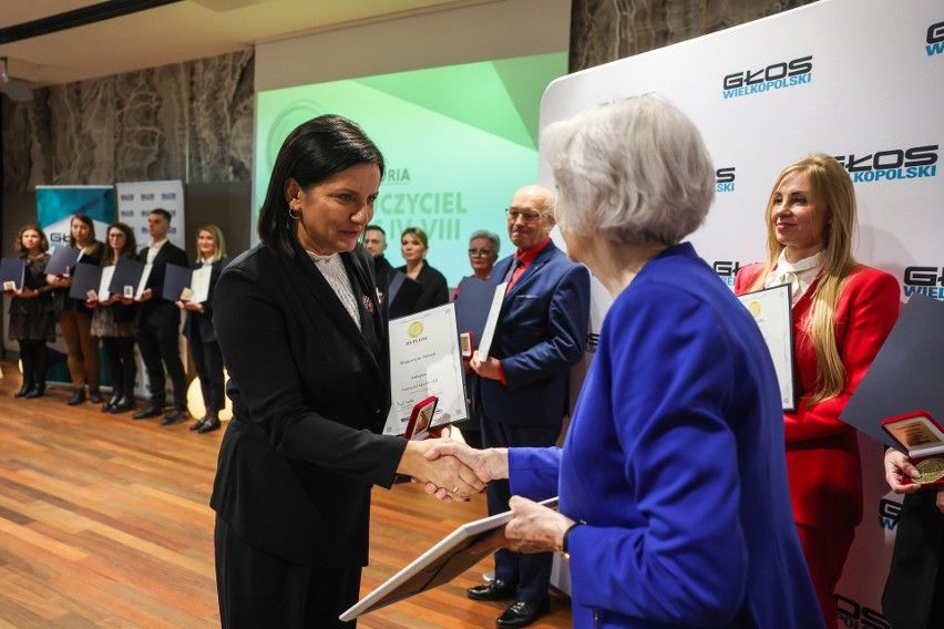 Uznanie dla najlepszych  placówek oświatowych w powiecie