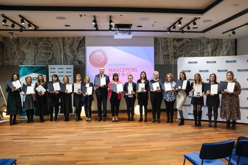 Uznanie dla najlepszych  placówek oświatowych w powiecie