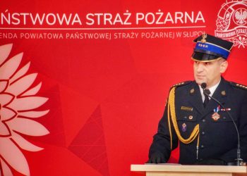 Komendant pożegnał się z mundurem
