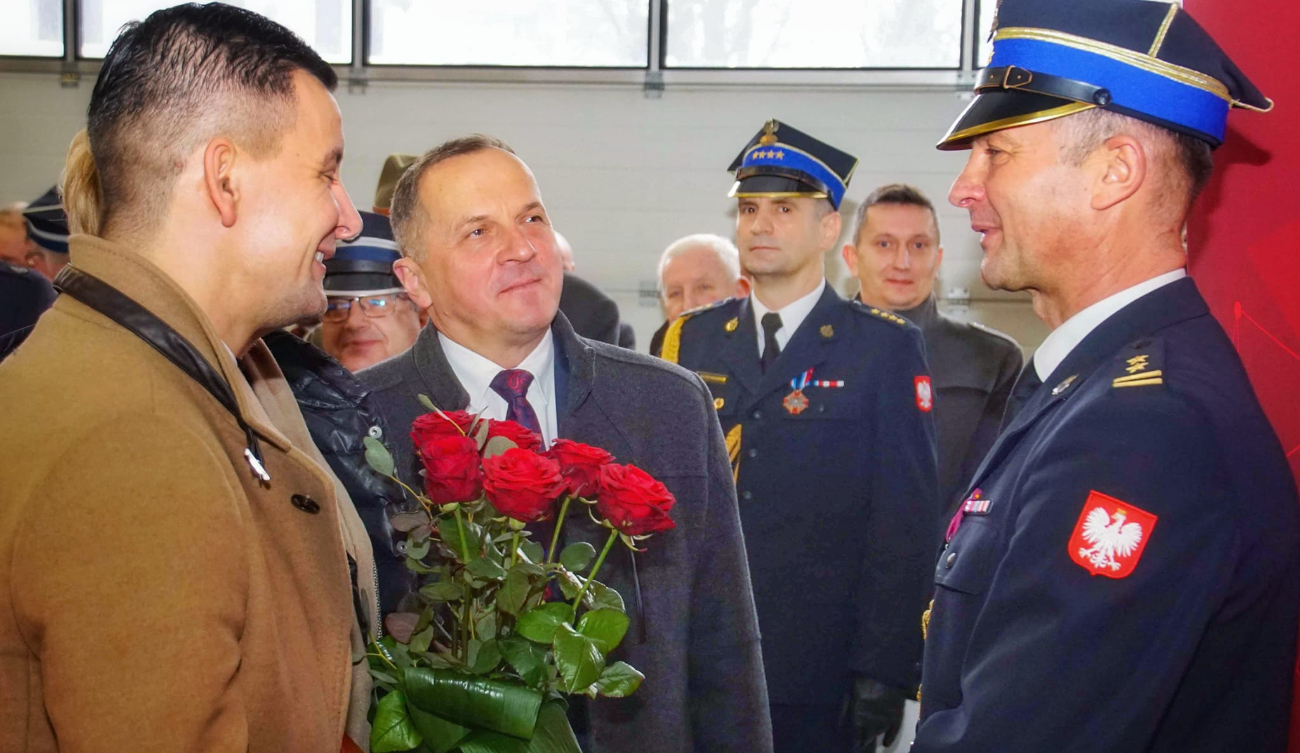 Komendant pożegnał się z mundurem