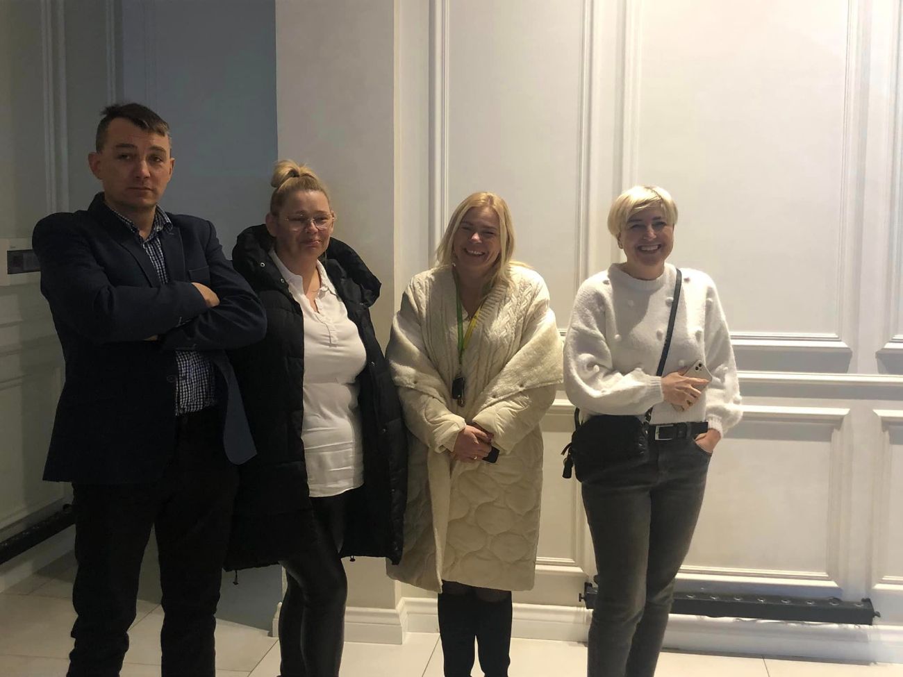 Dziś LO bawi się na studniówce ZDJĘCIA