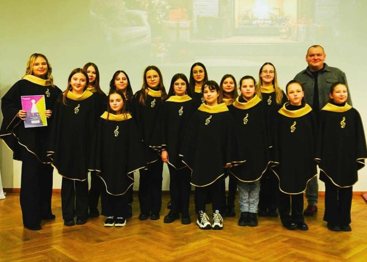 Schola z Młodojewa wyróżniona