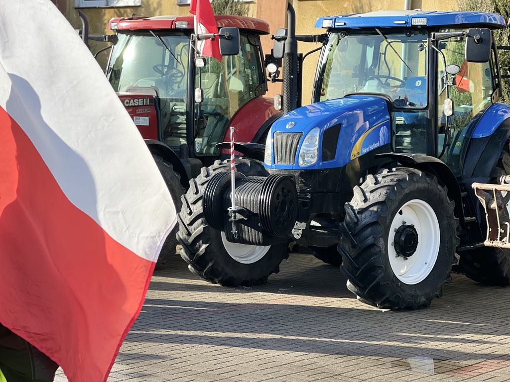 „30 lat nie byłem na proteście. Dziś musiałem tu być”. Rolnicy przeciwko polityce UE