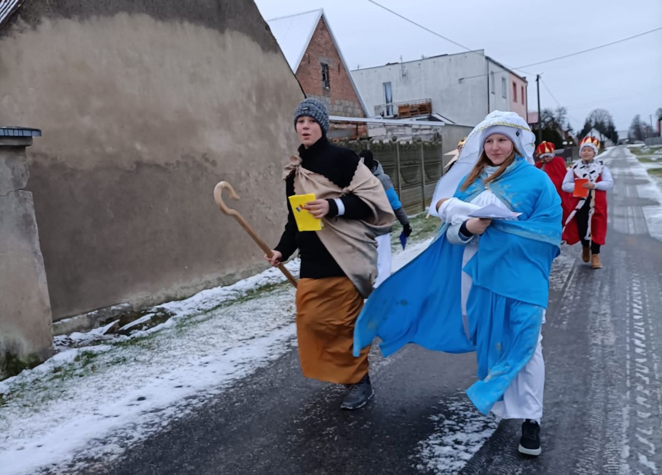 Kolędnicy misyjni w Ostrowie