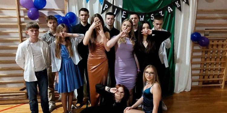 Bal Pierwszaka w Ekonomiku. Zobacz zdjecia