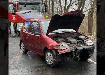 Wypadek w Wymysłowie. Interweniowały służby