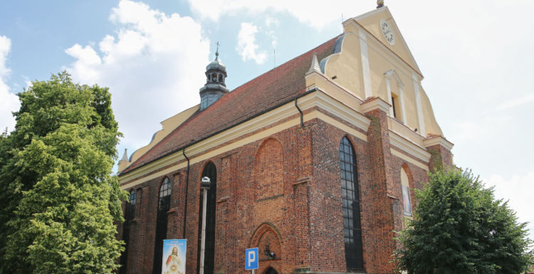 Będą remontować kościelny dach. Szukają wykonawcy