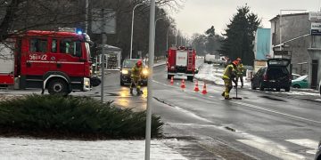 Wypadek na Warszawskiej. Jedna osoba w szpitalu