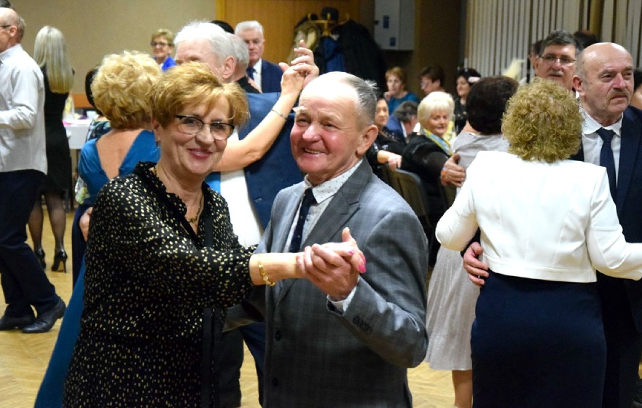 Dzień Babci i Dziadka na parkiecie. Świetna impreza w Strzałkowie