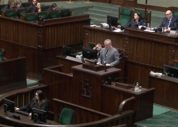 Pyrzyk pyta, czy nie jest im wstyd