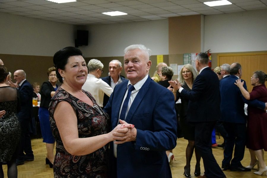 Dzień Babci i Dziadka na parkiecie. Świetna impreza w Strzałkowie