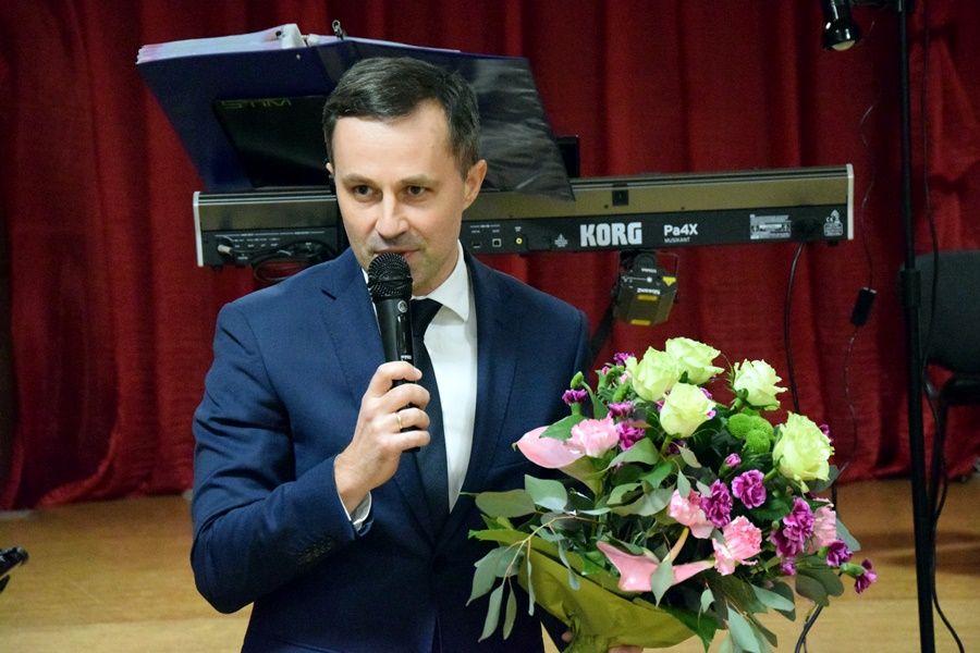 Dzień Babci i Dziadka na parkiecie. Świetna impreza w Strzałkowie