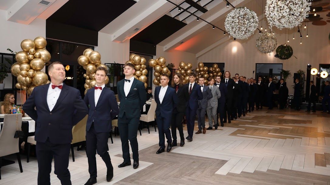 Studniówka Zawodówki. Zobacz zdjęcia