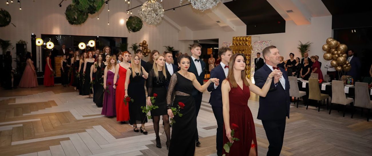 Studniówka Zawodówki. Zobacz zdjęcia